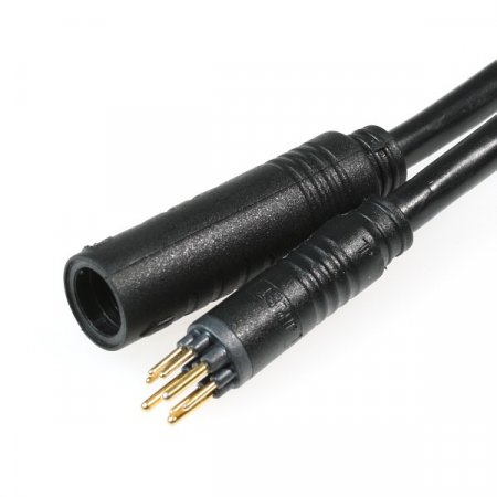 Extension cable for motor