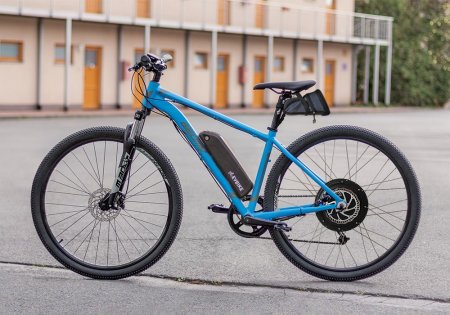 SET CITY POWER - Motor power: 750W, Motor location: In the rear wheel, rim size 26 ", Battery range and location: Smaller frame, range up to 140 km (13Ah 624Wh), Charging speed: Standard 2 A